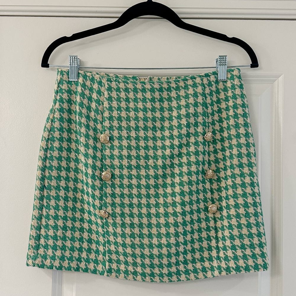 4SI3NNA Green and Cream Houndstooth Skirt - Size M - LIKE NEW